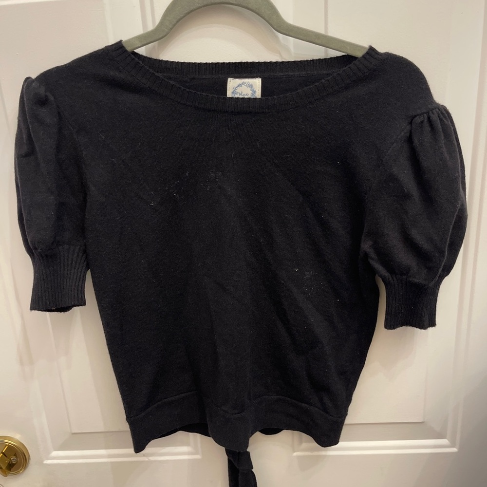 Francesca's Collections Black Puff Sleeve Sweater